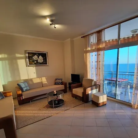아파트 Solei Sea View *