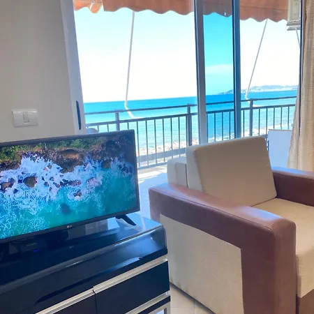 아파트 Solei Sea View